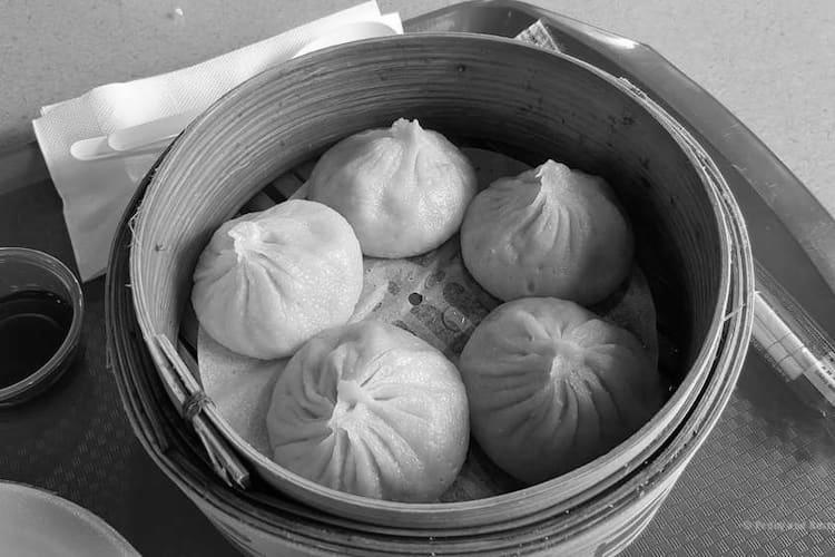 Shanghai Dimsum House (白玉蘭麵家), Tasty Xiao Long Bao photo 1